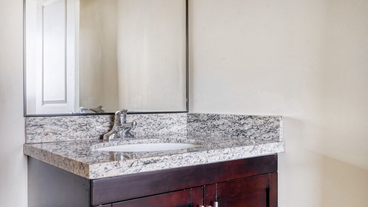 Photo of Bathroom in Evergreen Park