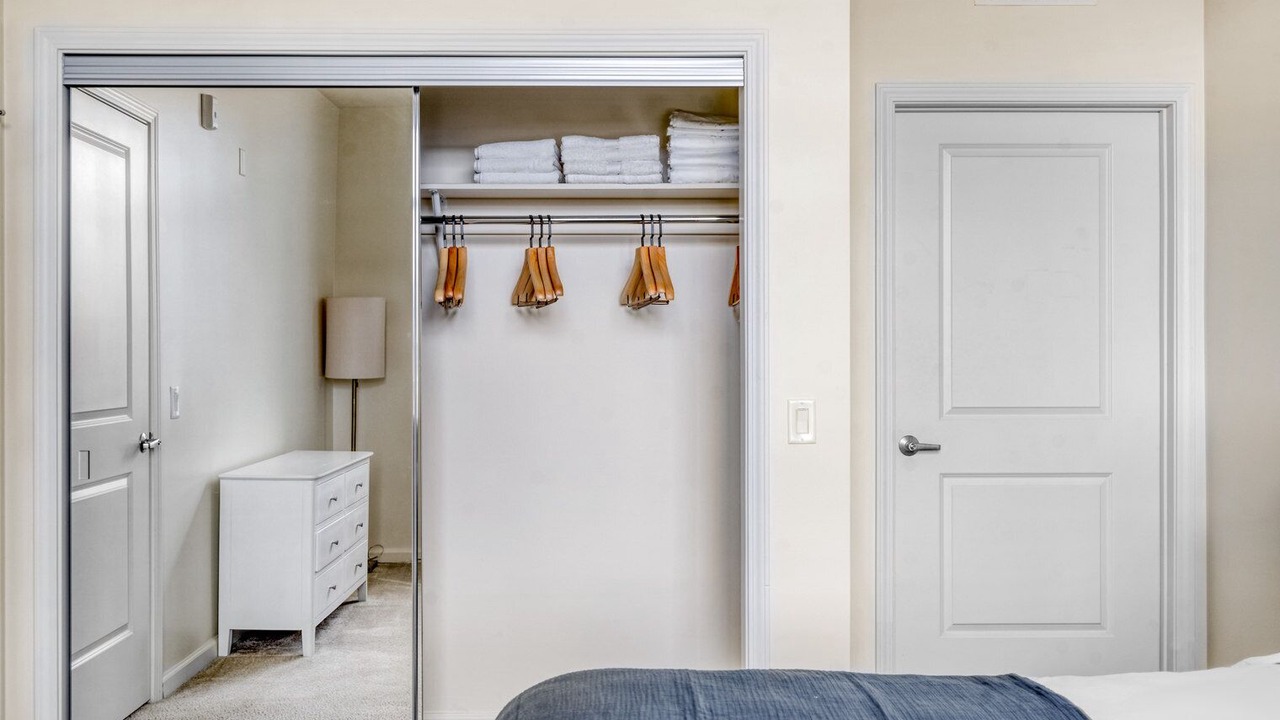 Photo of Bedroom in Evergreen Park