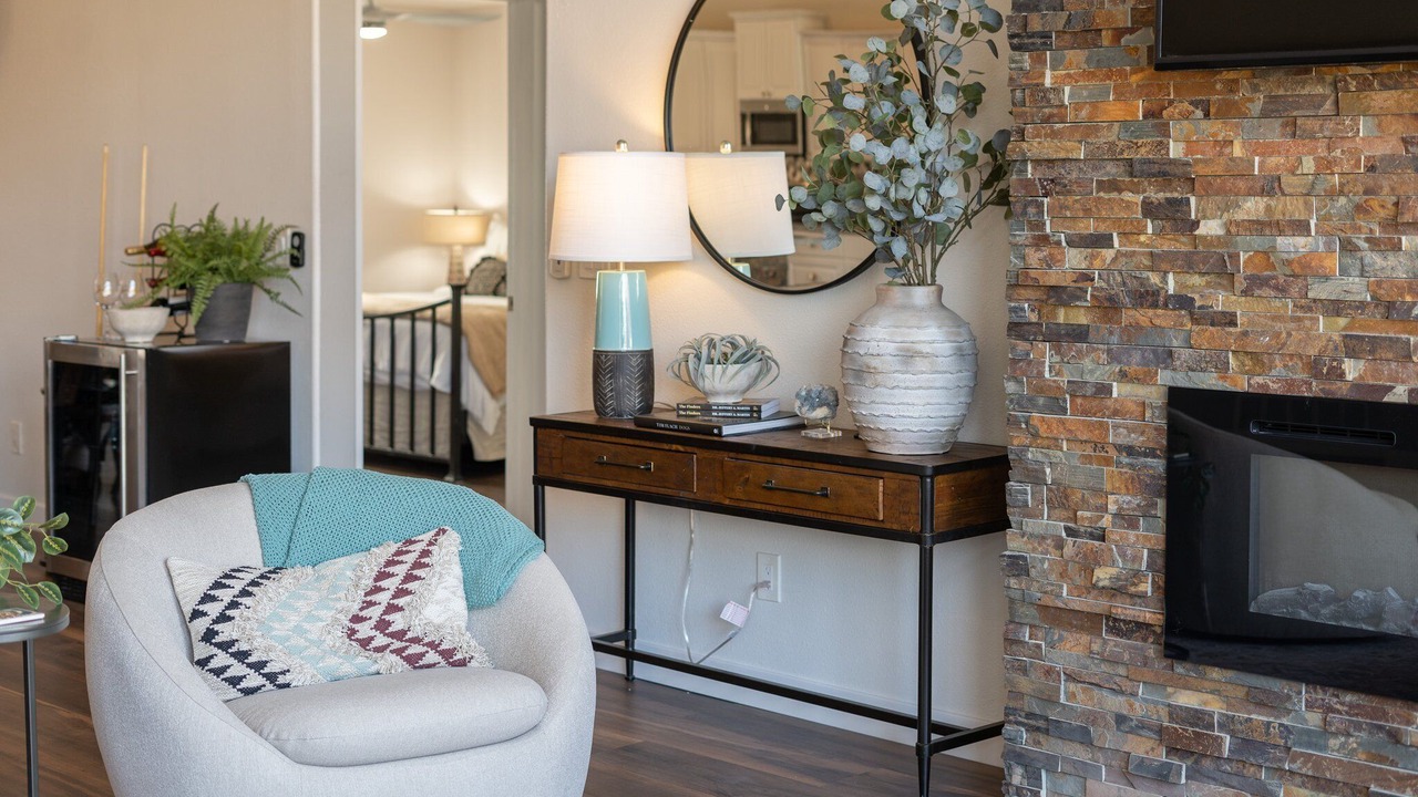 Photo of Livingroom in Oak Creek