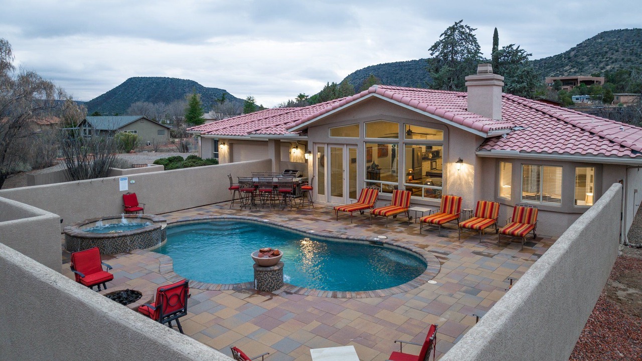 Photo of Outdoor in Oak Creek