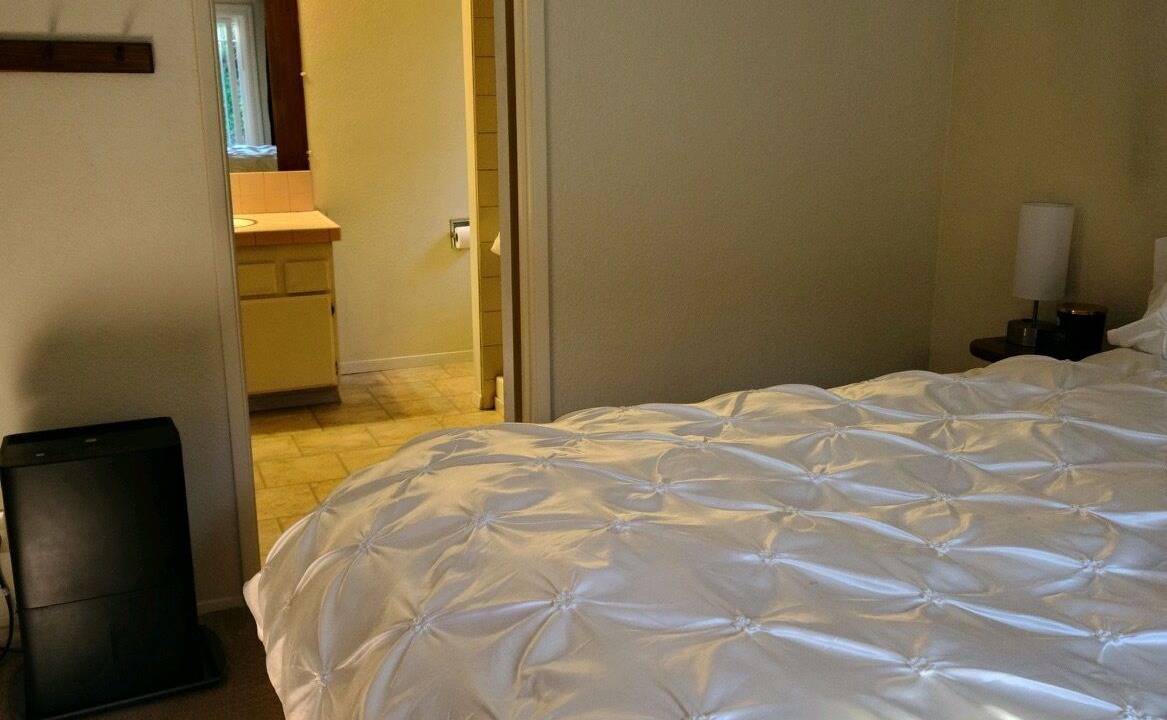 Photo of Bedroom in Crescent City