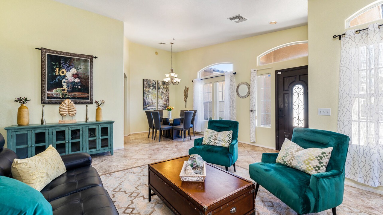 Photo of Livingroom in Desert Hot Springs