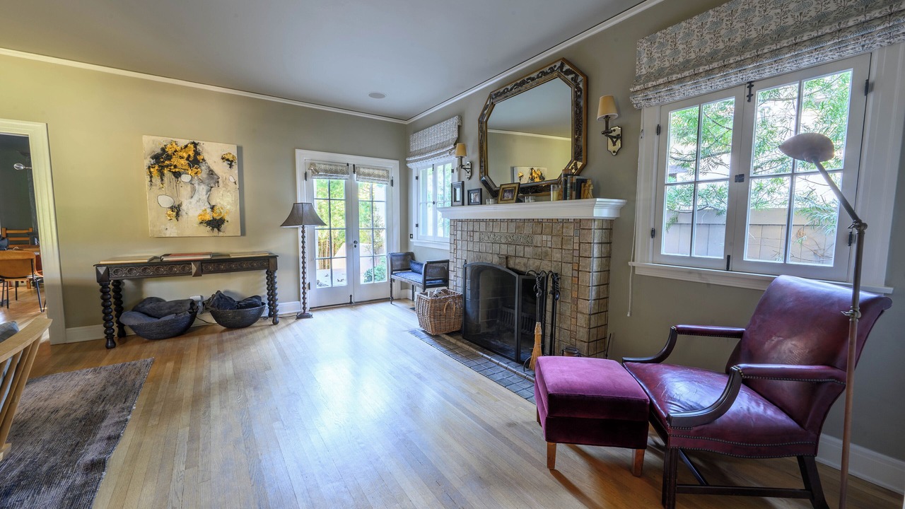 Photo of Livingroom in Los Feliz