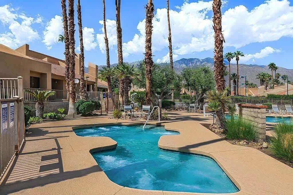 Photo of Outdoor in Araby