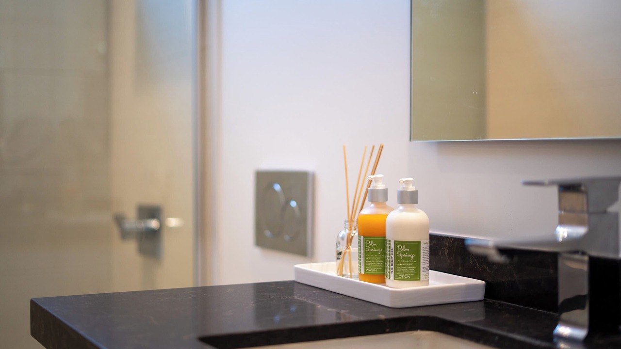 Photo of Bathroom in Araby