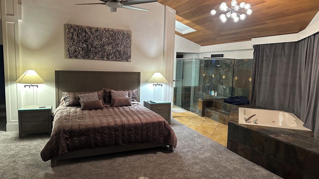 Photo of Bedroom in Discovery Bay