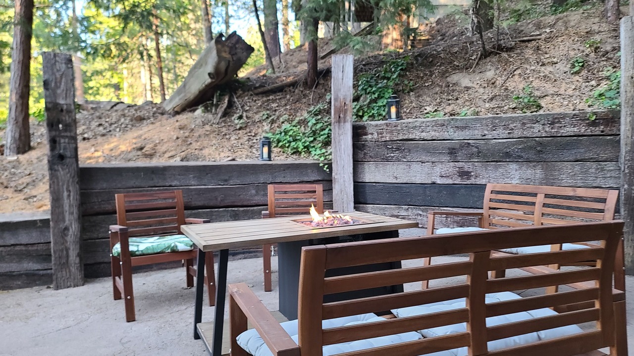 Photo of Others in Crestline