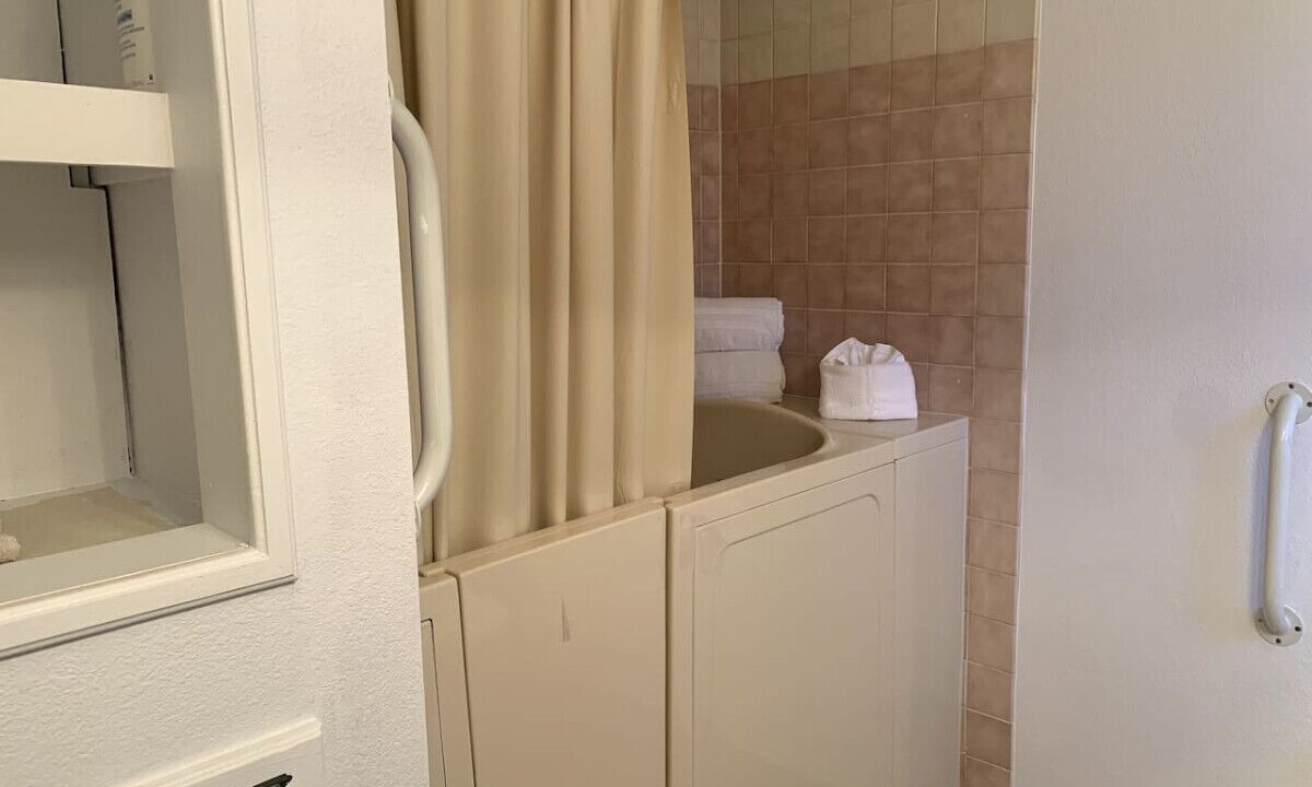 Photo of Bathroom in Lake Havasu City