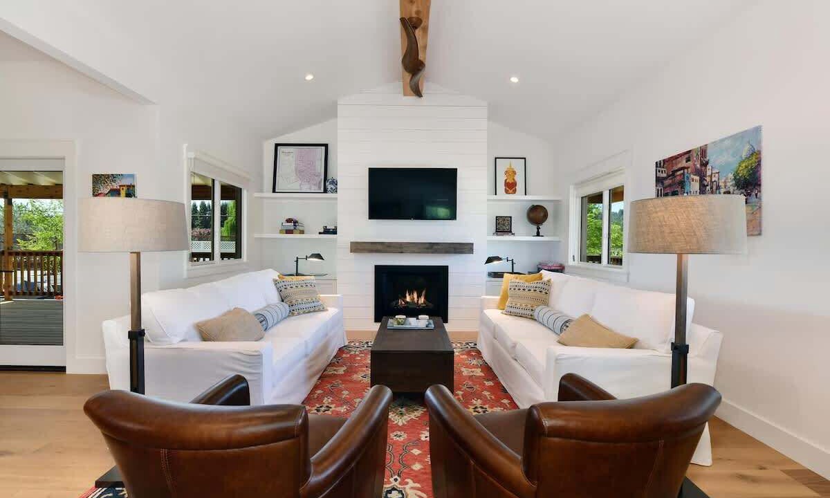 Photo of Livingroom in Healdsburg