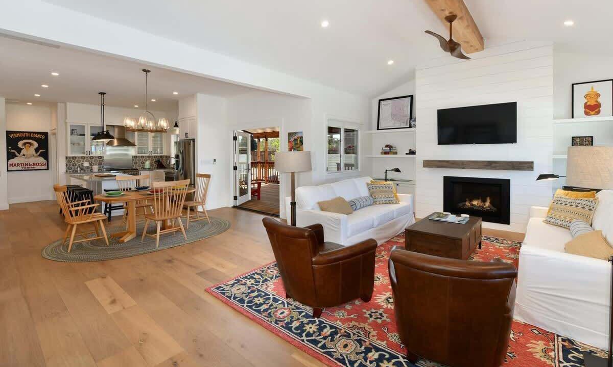 Photo of Livingroom in Healdsburg