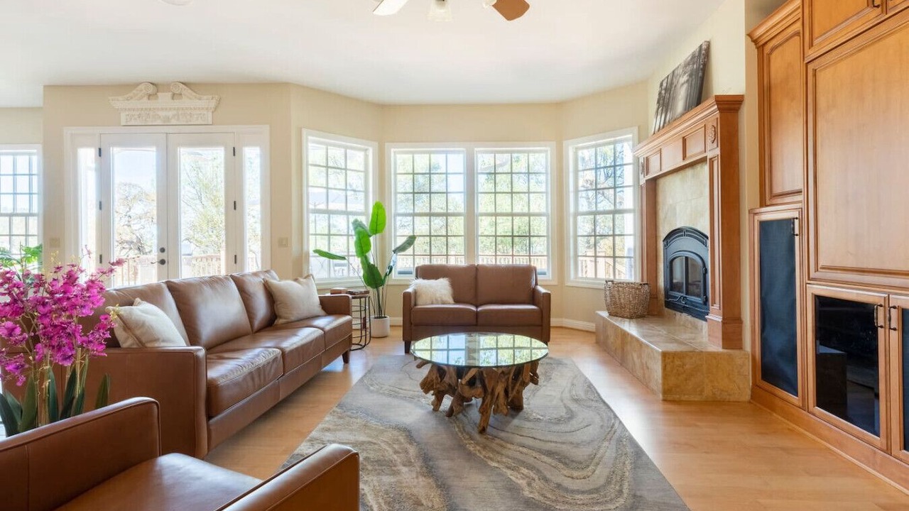 Photo of Livingroom in Coarsegold