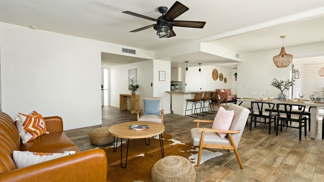 Photo of Livingroom in North Mountain