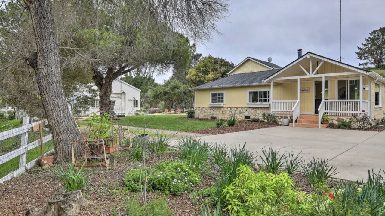 Photo of Outdoor in Callender