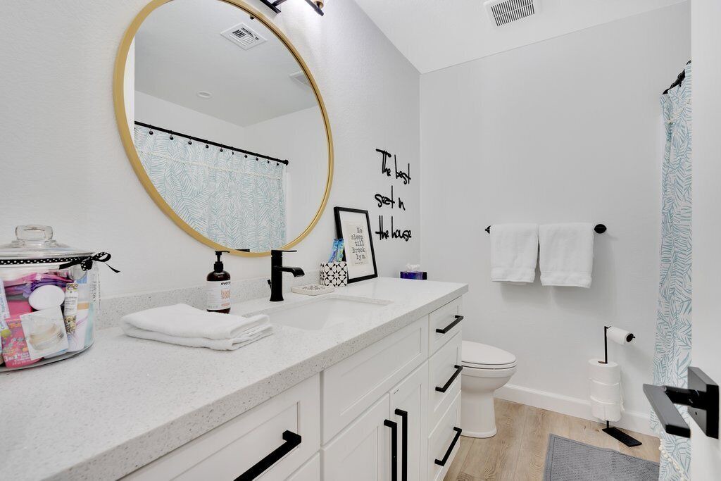 Photo of Bathroom in La Quinta Cove