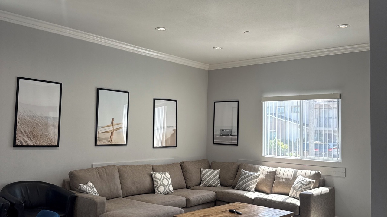 Photo of Livingroom in Midway City