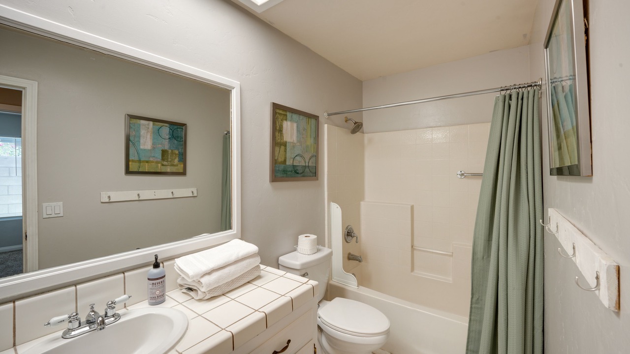 Photo of Bathroom in Pumpkin Center
