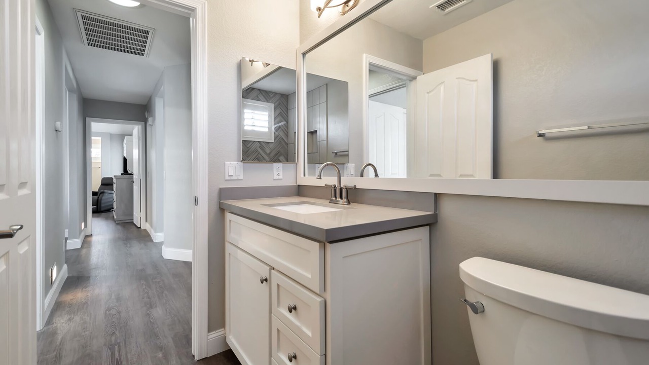 Photo of Bathroom in Palm Valley