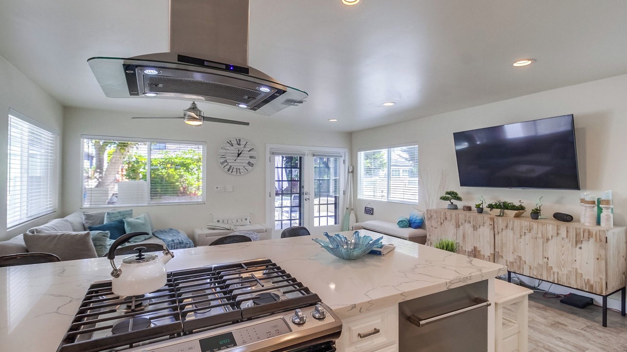 Photo of Bedroom in Mission Beach