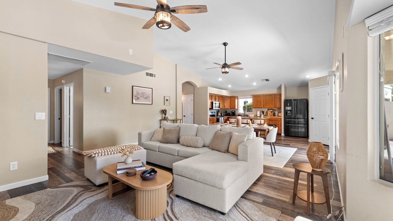 Photo of Livingroom in Foothills