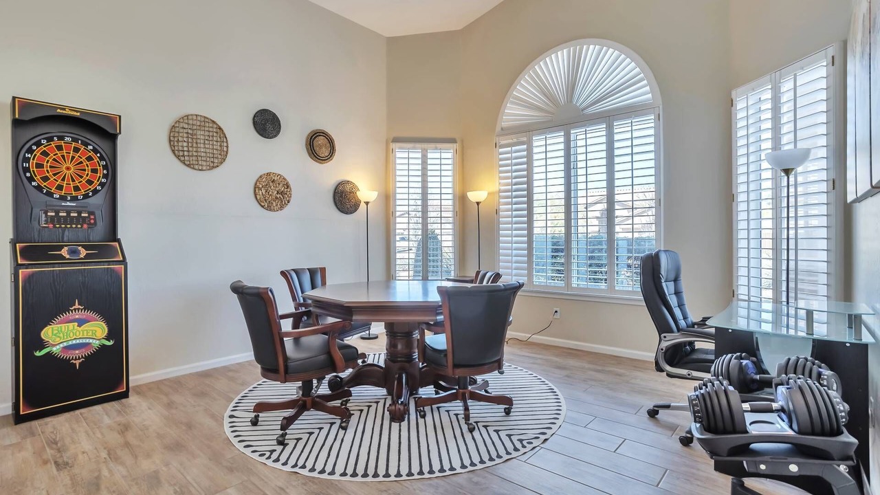 Photo of Bedroom in Palm Valley