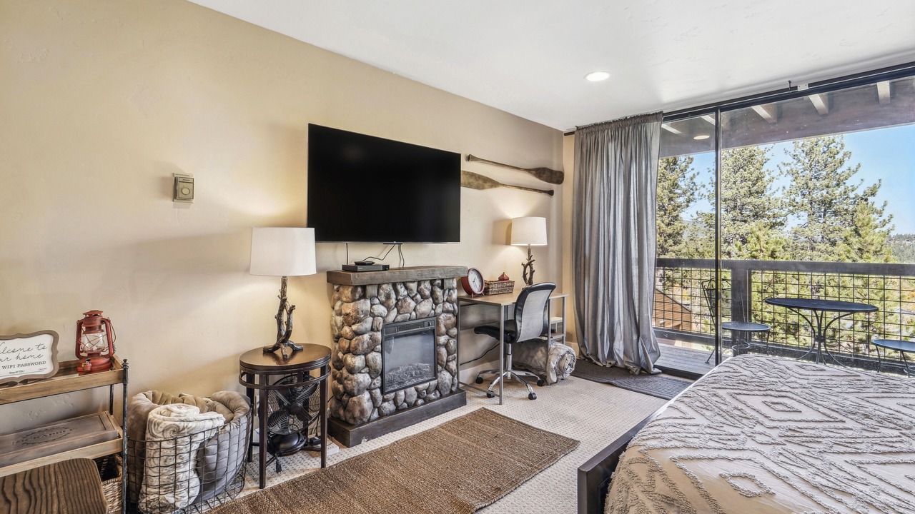 Photo of Livingroom in Truckee