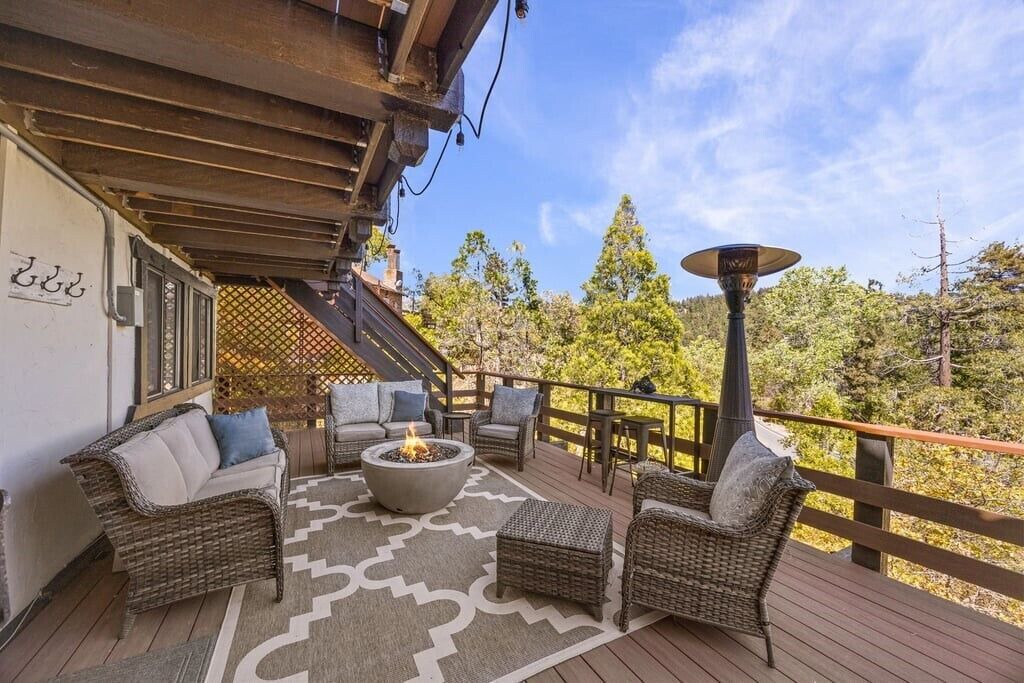 Photo of Patio Balcony in Crestline