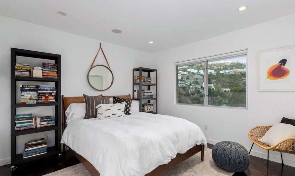 Photo of Bedroom in Nichols Canyon