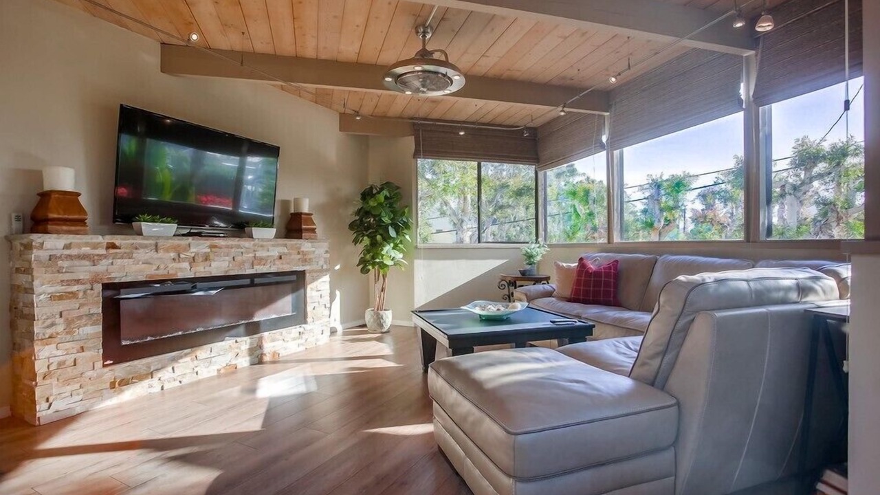 Photo of Bedroom in Del Mar