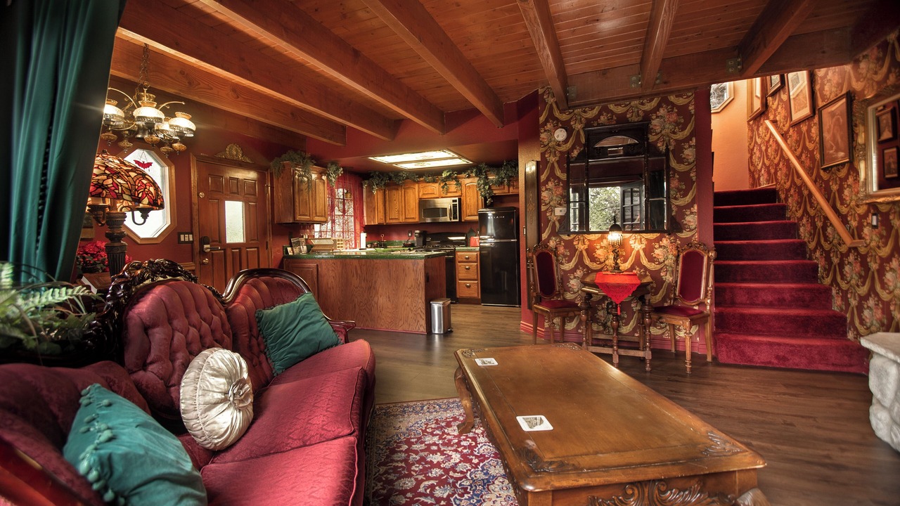 Photo of Bedroom in Crestline