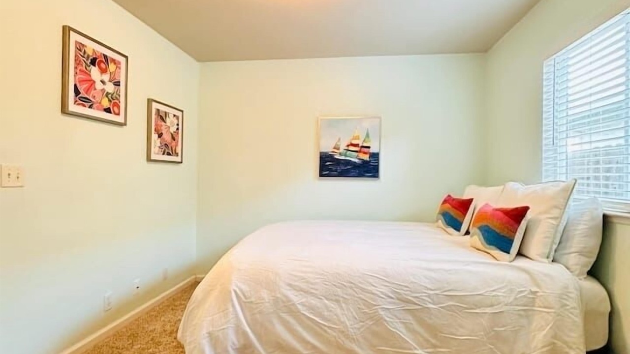 Photo of Bedroom in Chico
