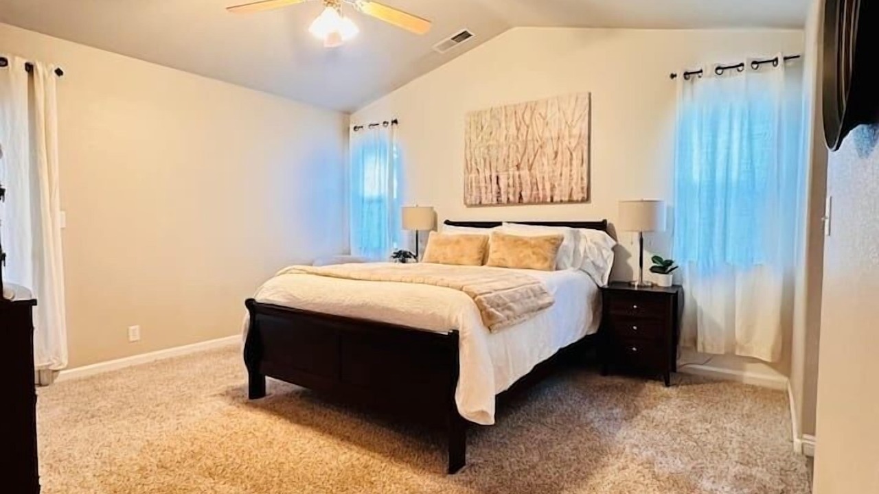 Photo of Bedroom in Chico
