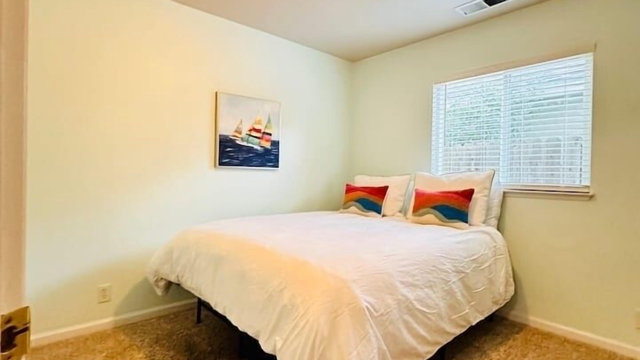 Photo of Bedroom in Chico
