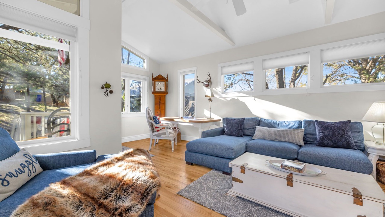 Photo of Livingroom in Prescott
