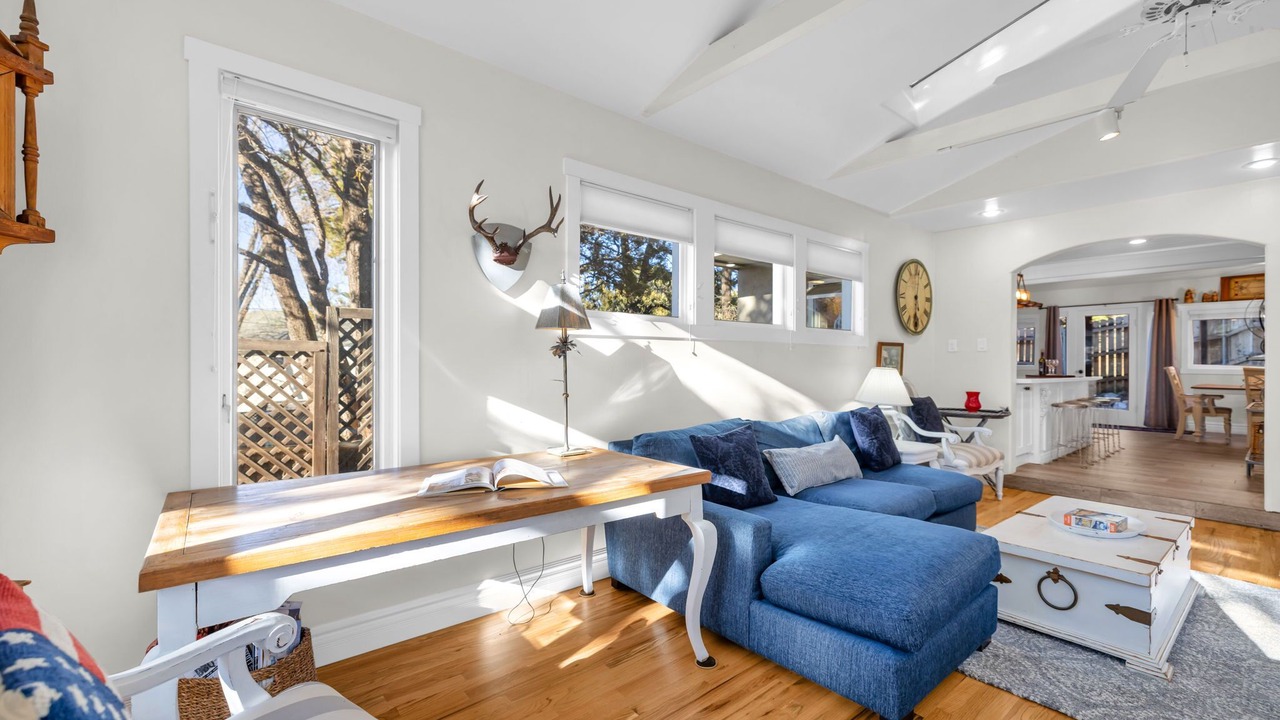Photo of Livingroom in Prescott