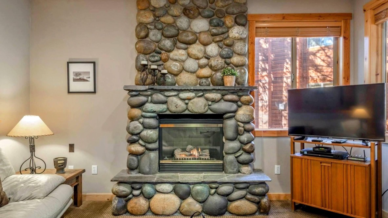 Photo of Livingroom in Truckee