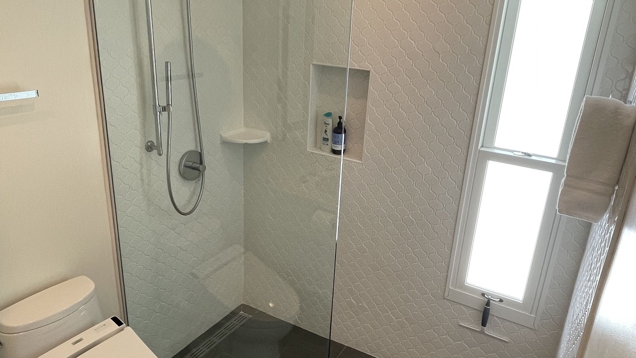 Photo of Bathroom in Araby