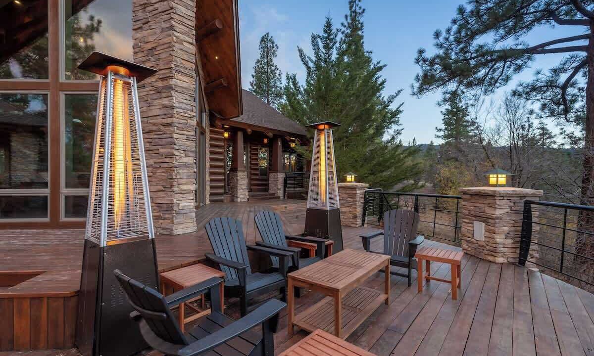 Photo of Patio Balcony in Upper Moonridge