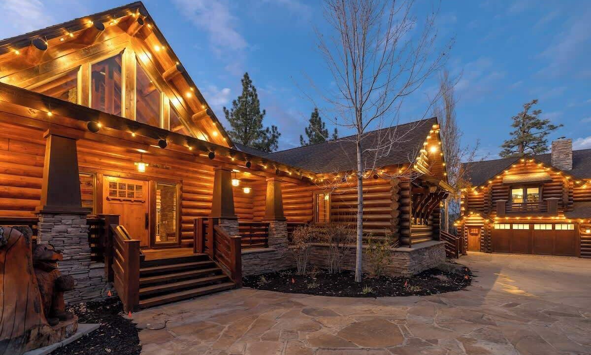 Photo of Outdoor in Upper Moonridge