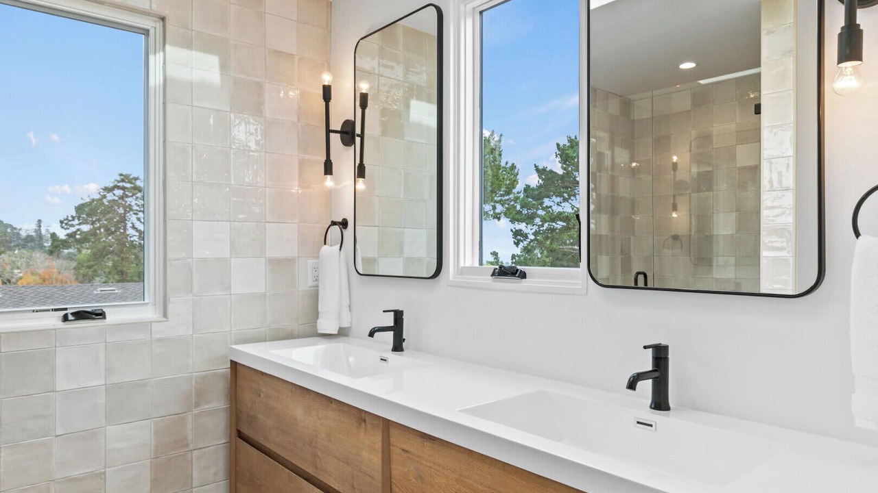 Photo of Bathroom in Monterey