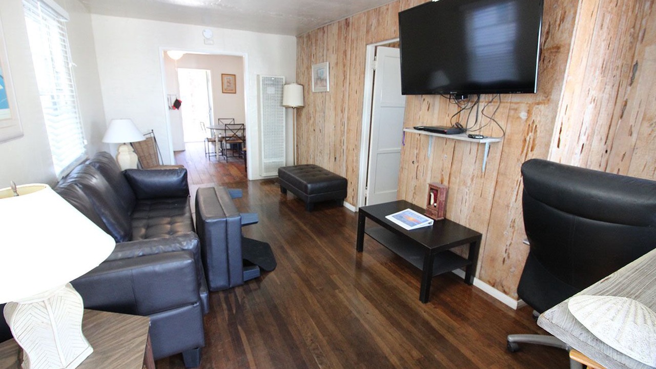Photo of Livingroom in Mission Beach