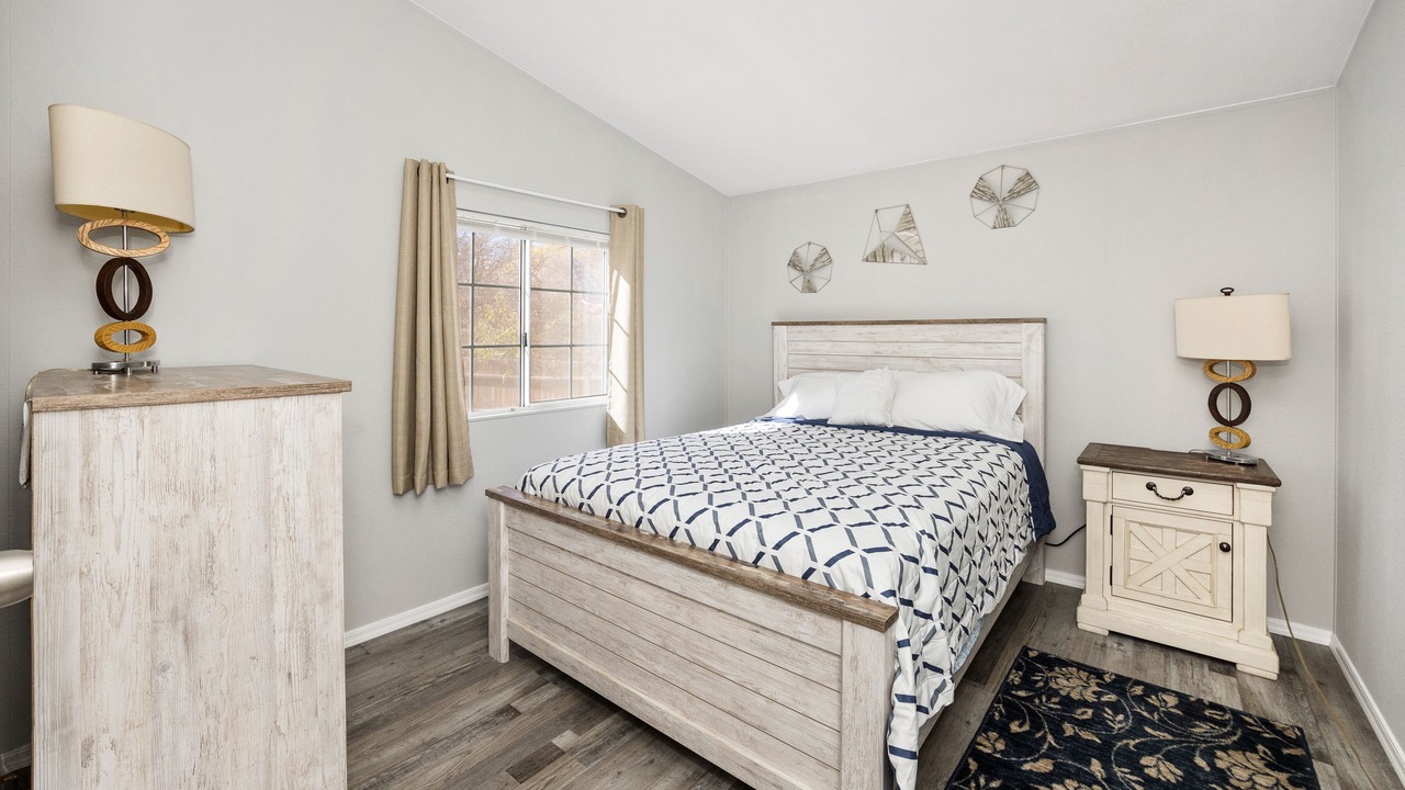 Photo of Bedroom in Diamond Valley