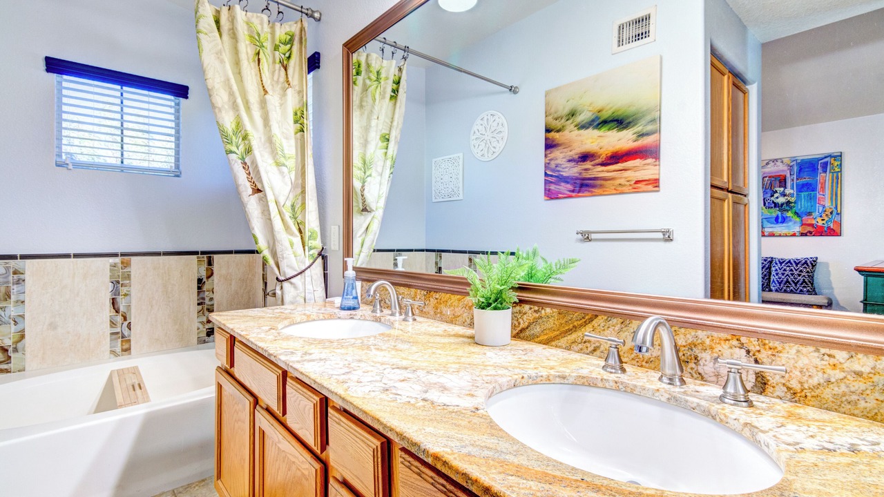 Photo of Bathroom in Ocotillo