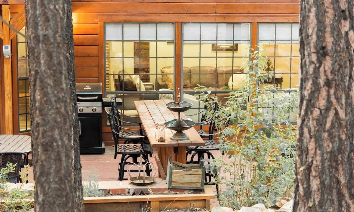 Photo of Outdoor in Summit Estates