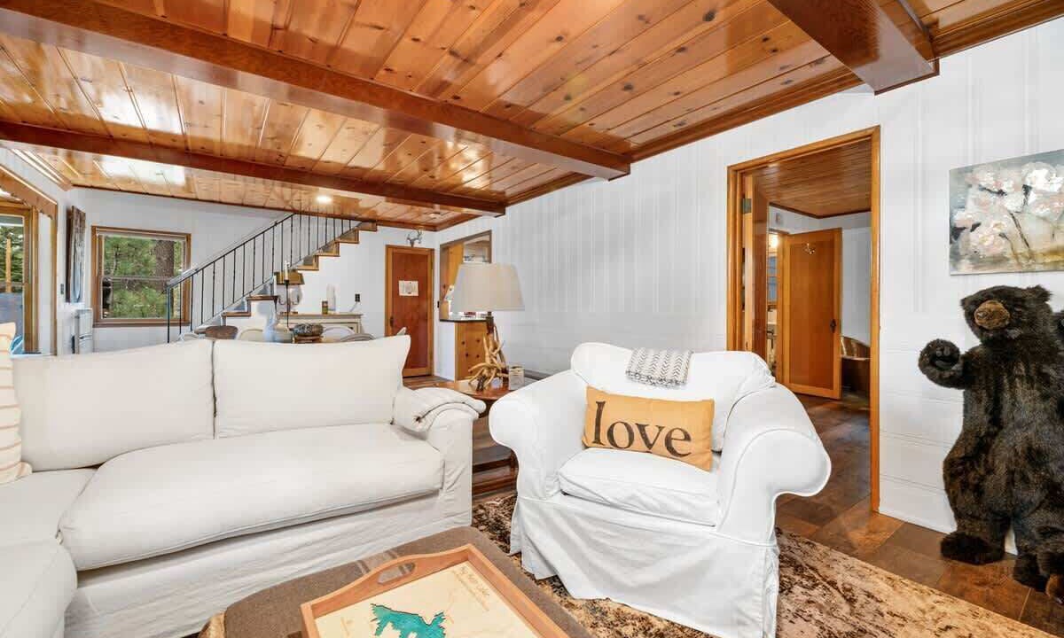 Photo of Livingroom in Boulder Bay