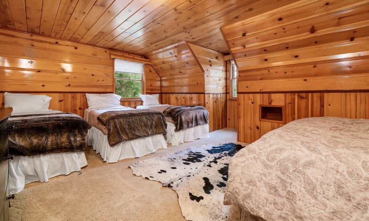 Photo of Bedroom in Boulder Bay