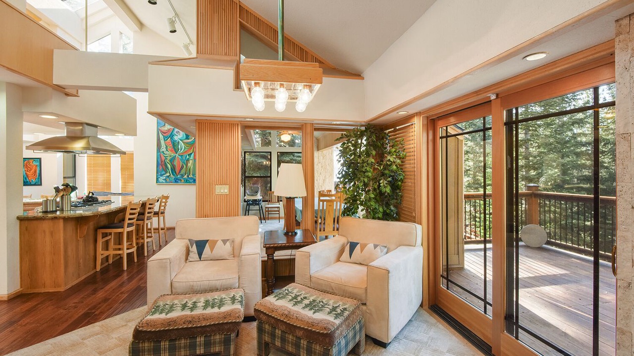 Photo of Livingroom in Truckee