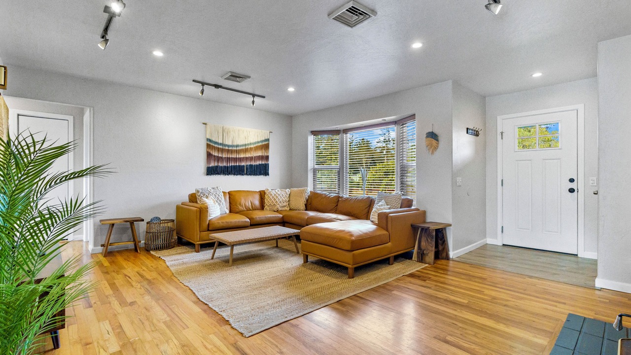 Photo of Bedroom in Crescent City North