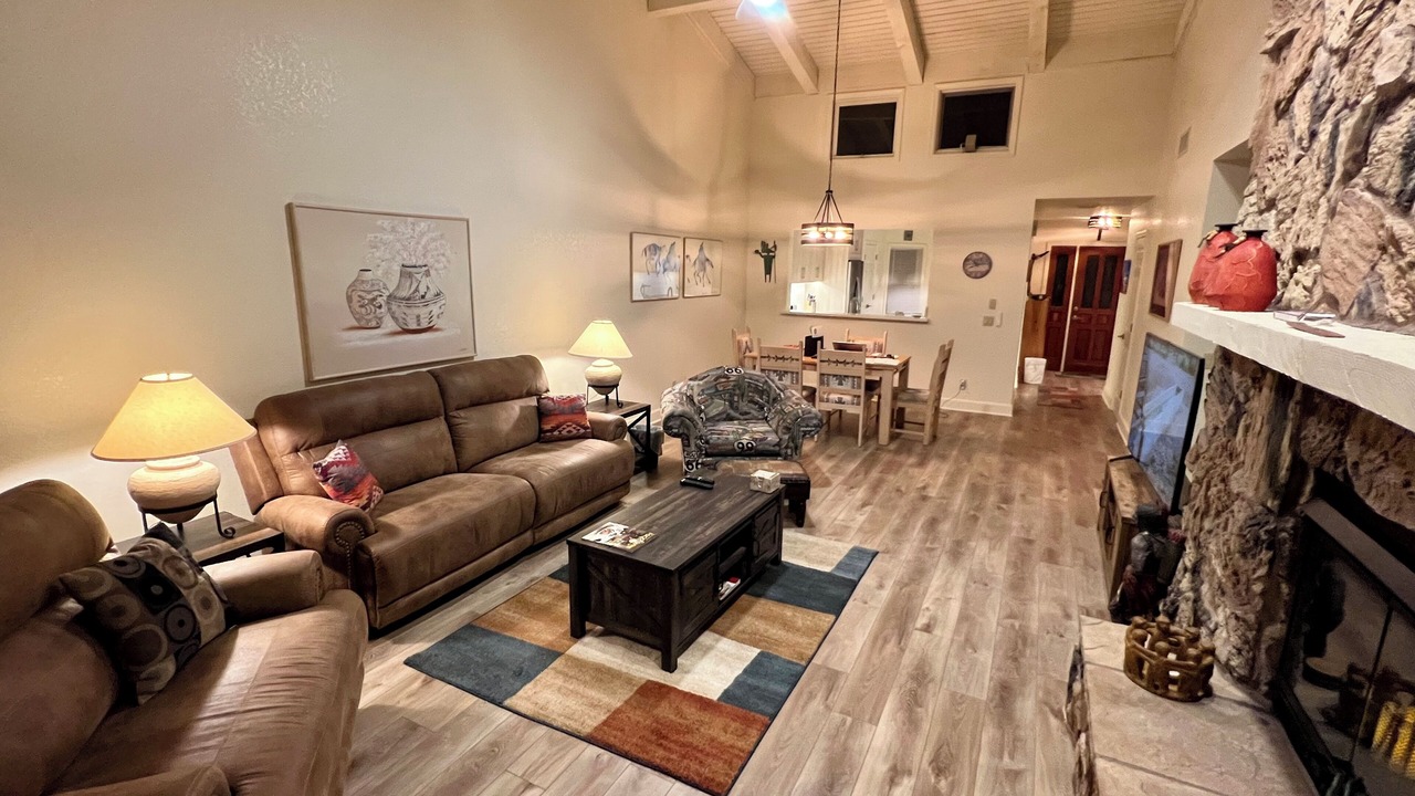 Photo of Bedroom in Oak Creek