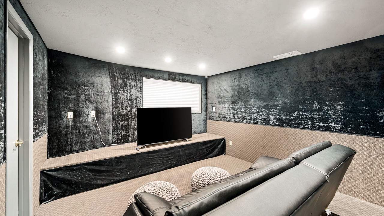 Photo of Bedroom in Carefree Fore