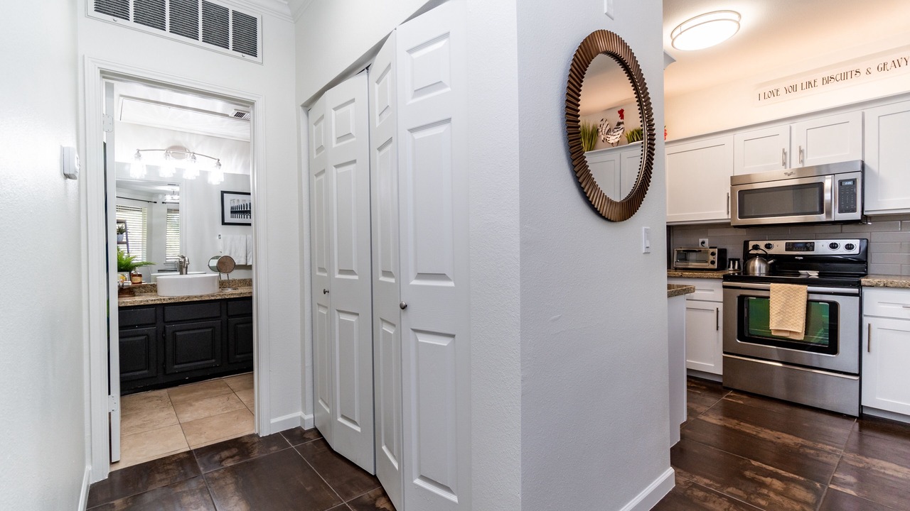 Photo of Bedroom in Paradise Valley Village